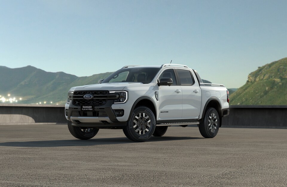 2025-Ford-Ranger-PHEV-SuperCrew-Truck-L01%20(2).jpeg