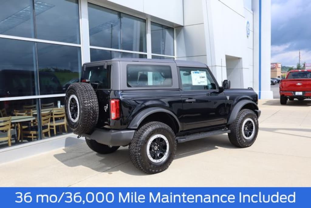 New 2026 Ford Bronco Base SUV