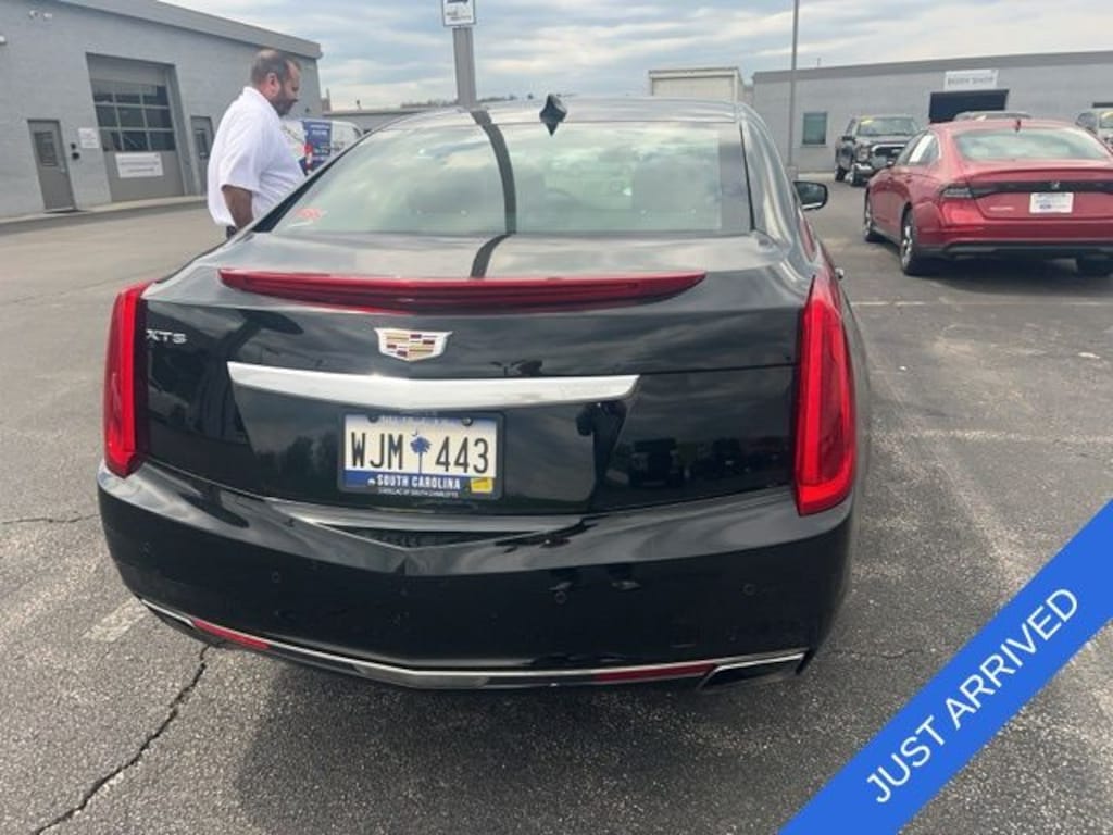 Used 2017 Cadillac XTS Luxury Sedan