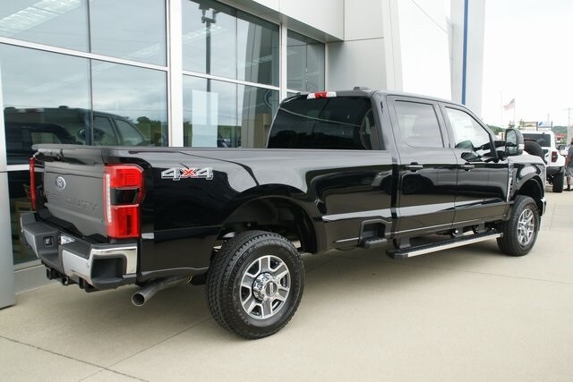2026 Ford F-350 photo 3