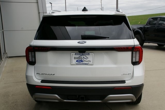 2026 Ford Explorer Platinum photo 4