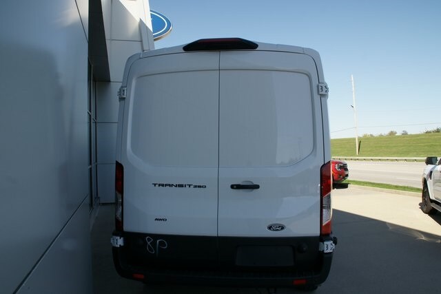 2026 Ford Transit photo 3