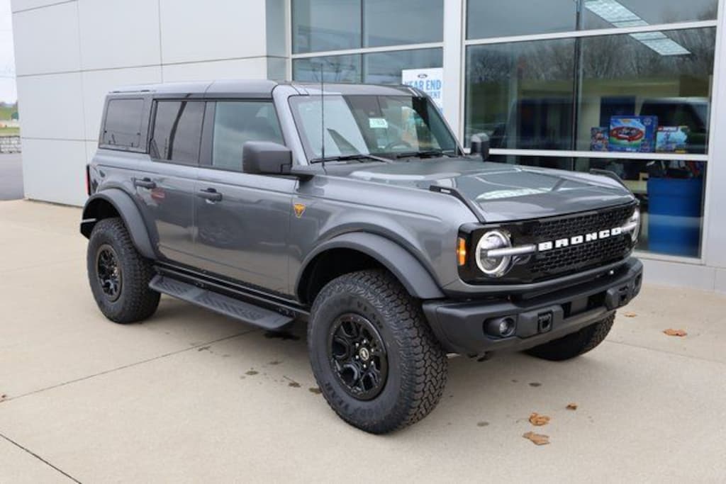 New 2025 Ford Bronco Badlands SUV