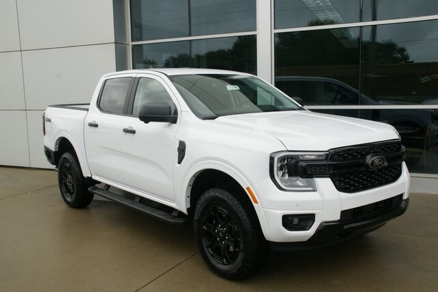 2025 Ford Ranger XLT photo 2