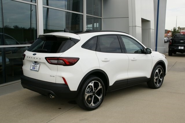 2026 Ford Escape ST-Line Select photo 3