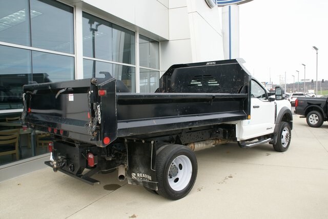 2023 Ford F-450 photo 3