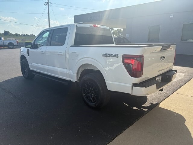 2025 Ford F-150 XLT photo 2