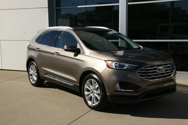 Used 2019 Ford Edge Titanium with VIN 2FMPK3K94KBC17859 for sale in Greendale, IN