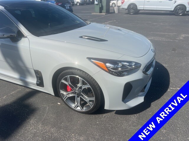 2018 Kia Stinger GT2 photo 3