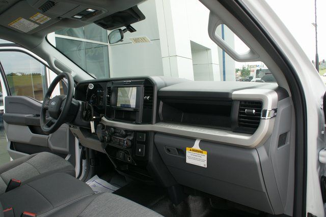 2026 Ford F-250 Super Duty XL - Photo 30