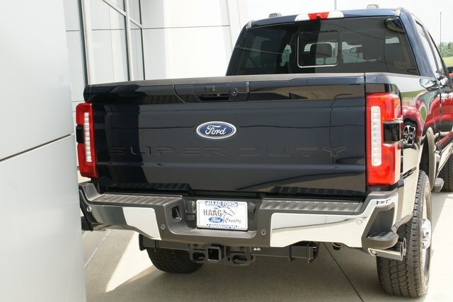 2025 Ford F-350 photo 4