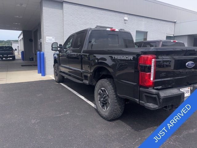 2024 Ford F-250 Lariat 4x4 Crew Cab 6-3/4' Box's photo