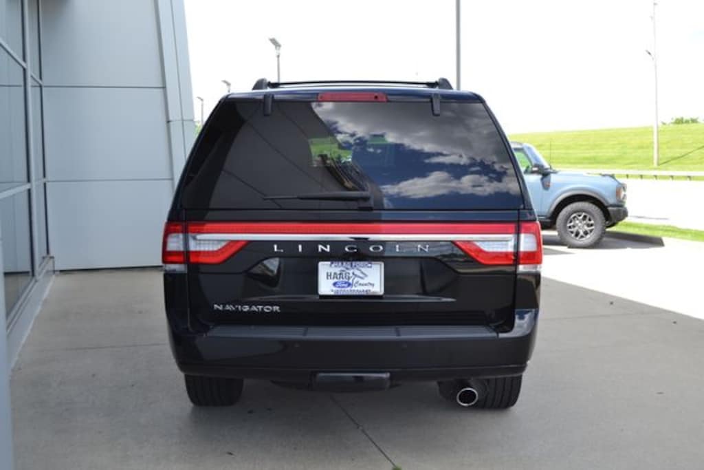 Used 2017 Lincoln Navigator Select SUV