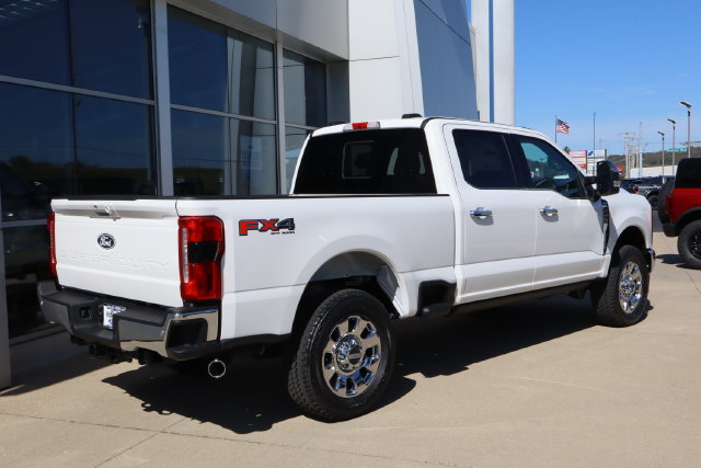 New 2027 Ford F-250SD Lariat Truck