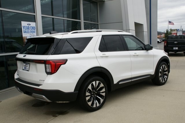 2026 Ford Explorer Platinum photo 3