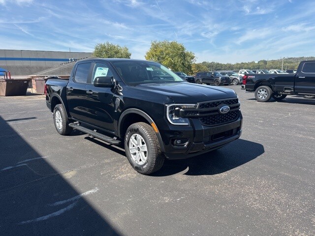 2025 Ford Ranger XL photo 3
