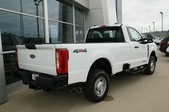 2026 Ford F-250 photo 3