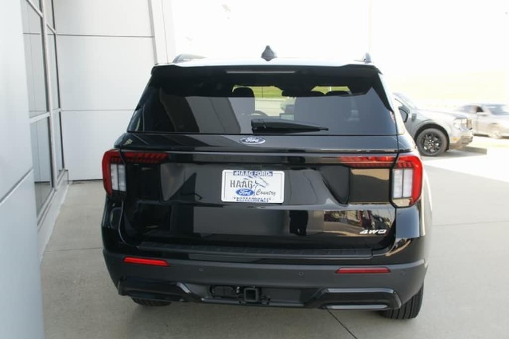 New 2025 Ford Explorer ST-Line SUV