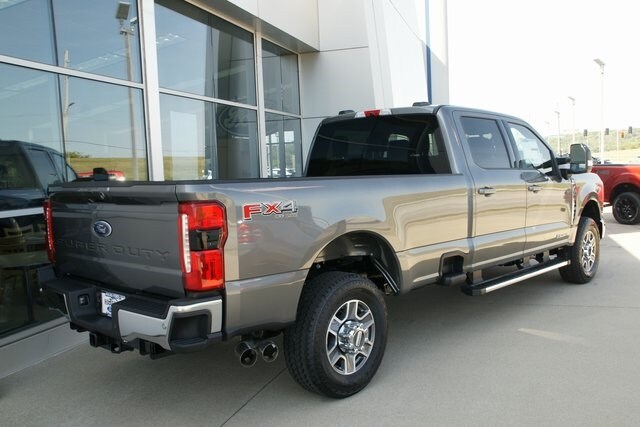 2026 Ford F-350 photo 3