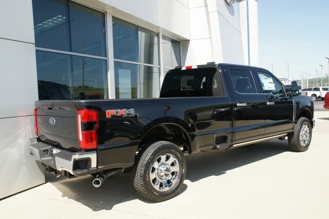 2026 Ford F-250 photo 3