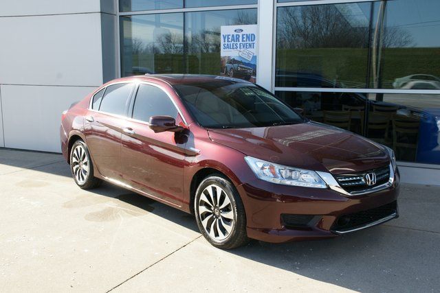 Used 2015 Honda Accord Hybrid Touring with VIN 1HGCR6F76FA002866 for sale in Greendale, IN