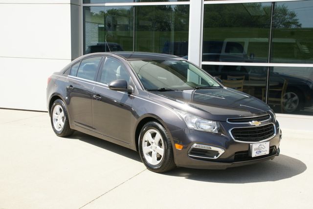 Used 2015 Chevrolet Cruze 1LT with VIN 1G1PC5SBXF7178203 for sale in Greendale, IN