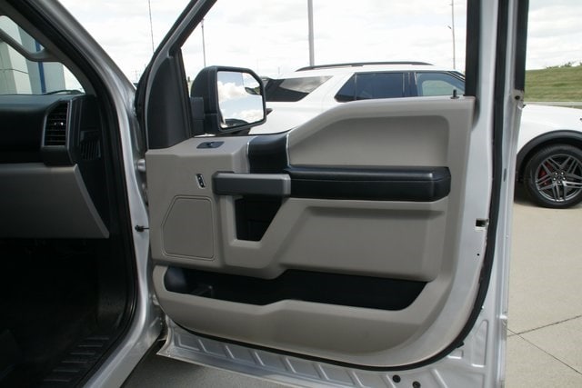 View 32