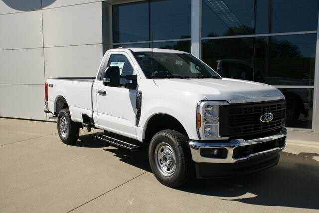 2026 Ford F-250 photo 2