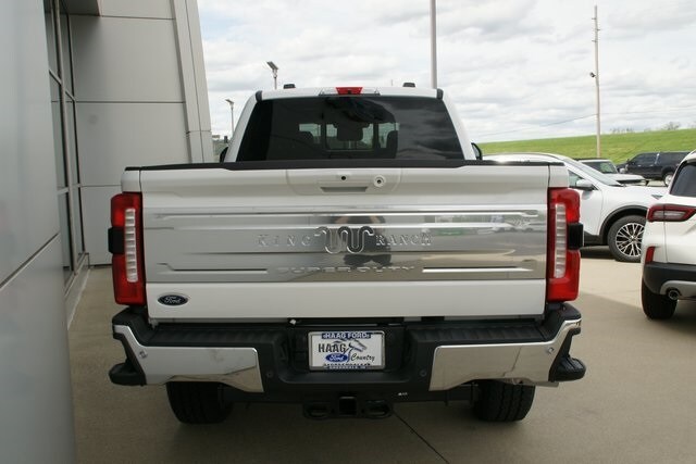 2025 Ford F-250 photo 4