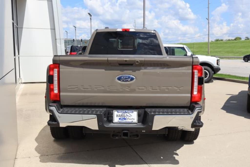 New 2026 Ford F-350SD Lariat Truck