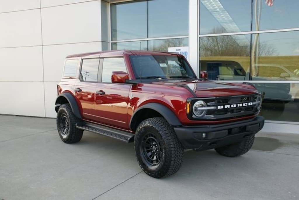 New 2026 Ford Bronco Outer Banks SUV