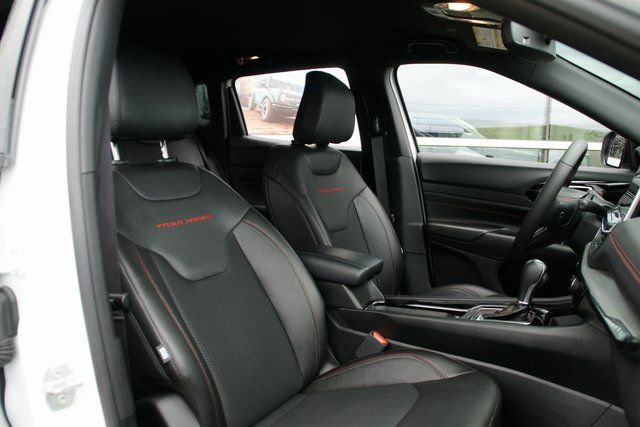 2025 Jeep Compass Trailhawk - Photo 35