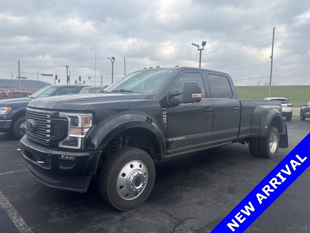 2020 Ford F-450 Super Duty Platinum's photo