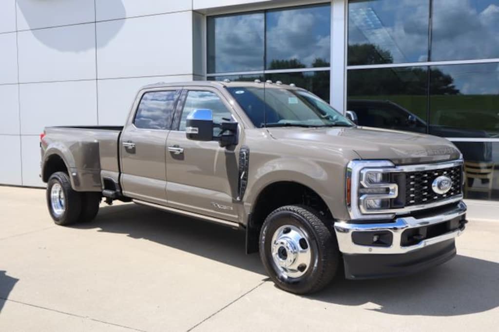 New 2026 Ford F-350SD Lariat Truck