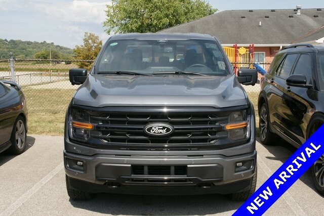 2024 Ford F-150 XLT photo 2