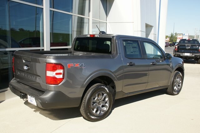 2025 Ford Maverick XLT photo 2