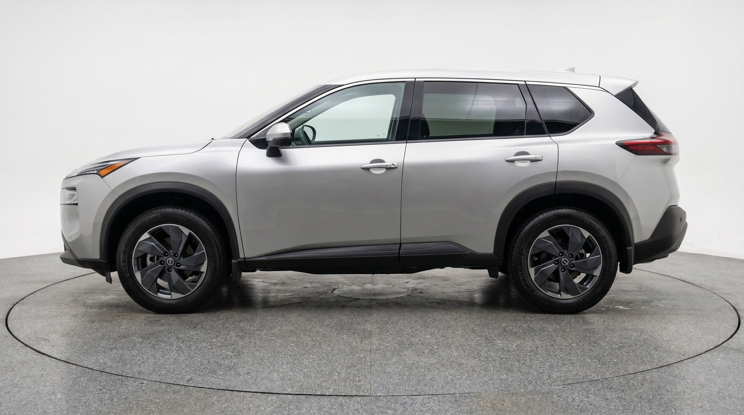 Thumbnail: 2025 Nissan Rogue - 5