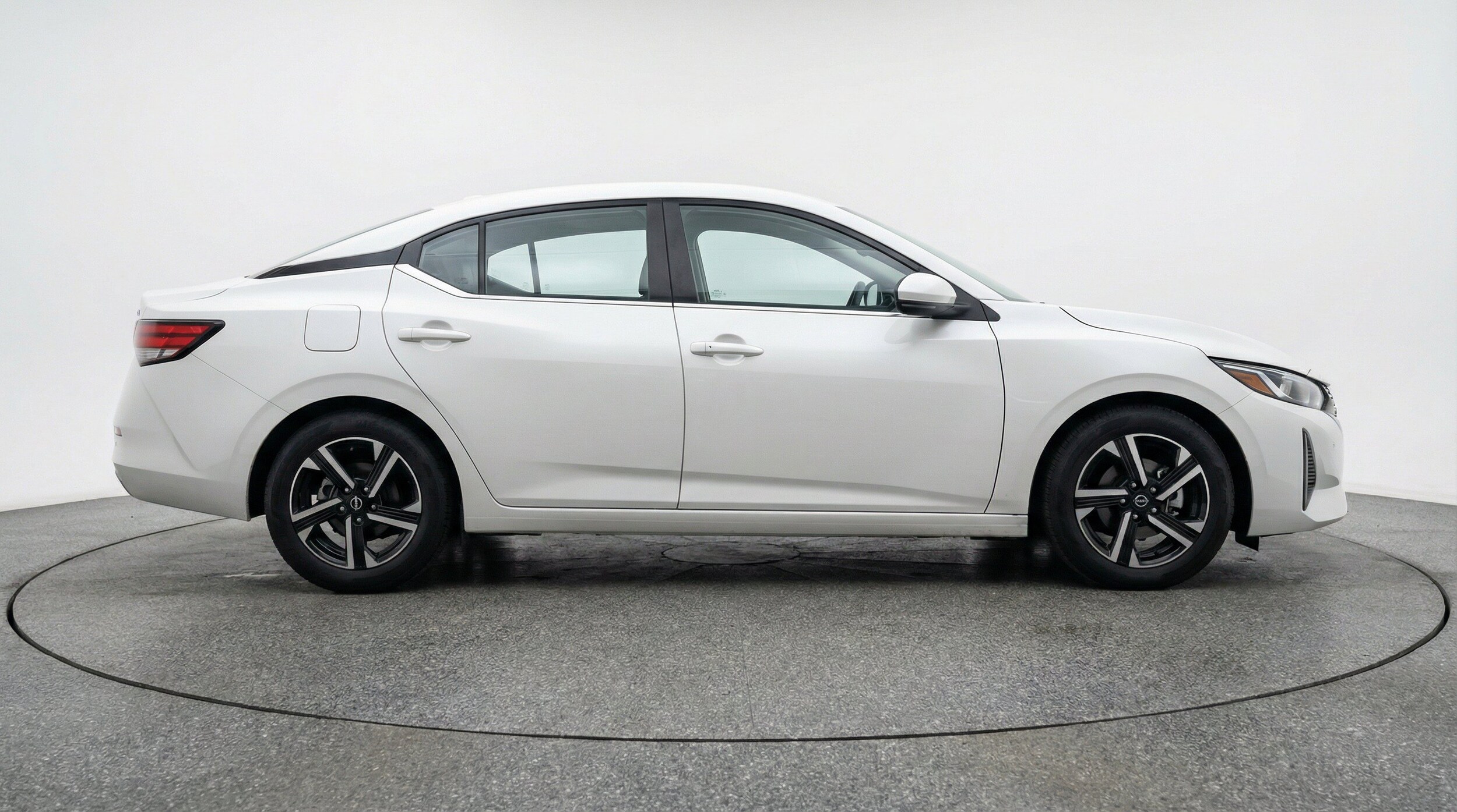 Thumbnail: 2025 Nissan Sentra - 11