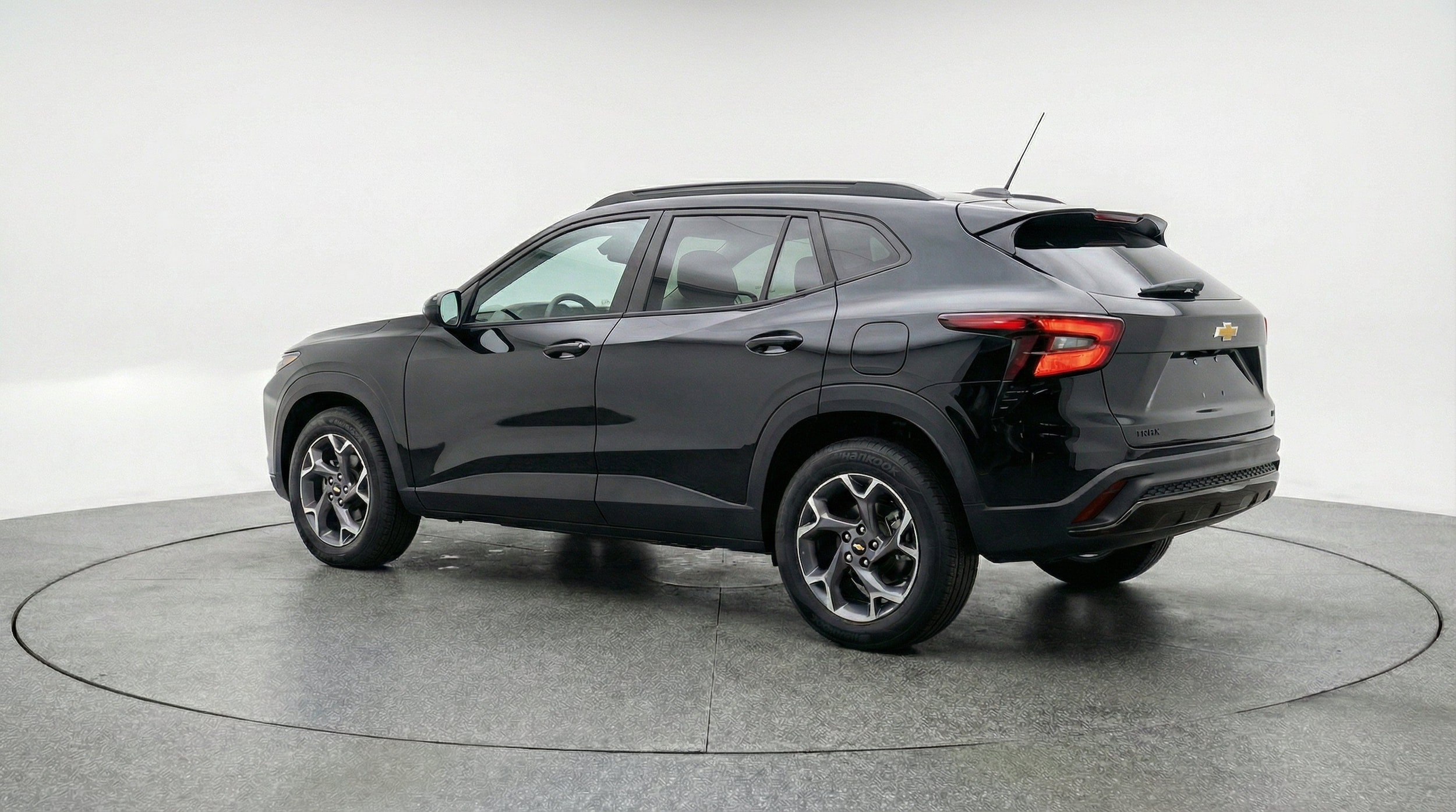 Thumbnail: 2025 Chevrolet Trax - 6