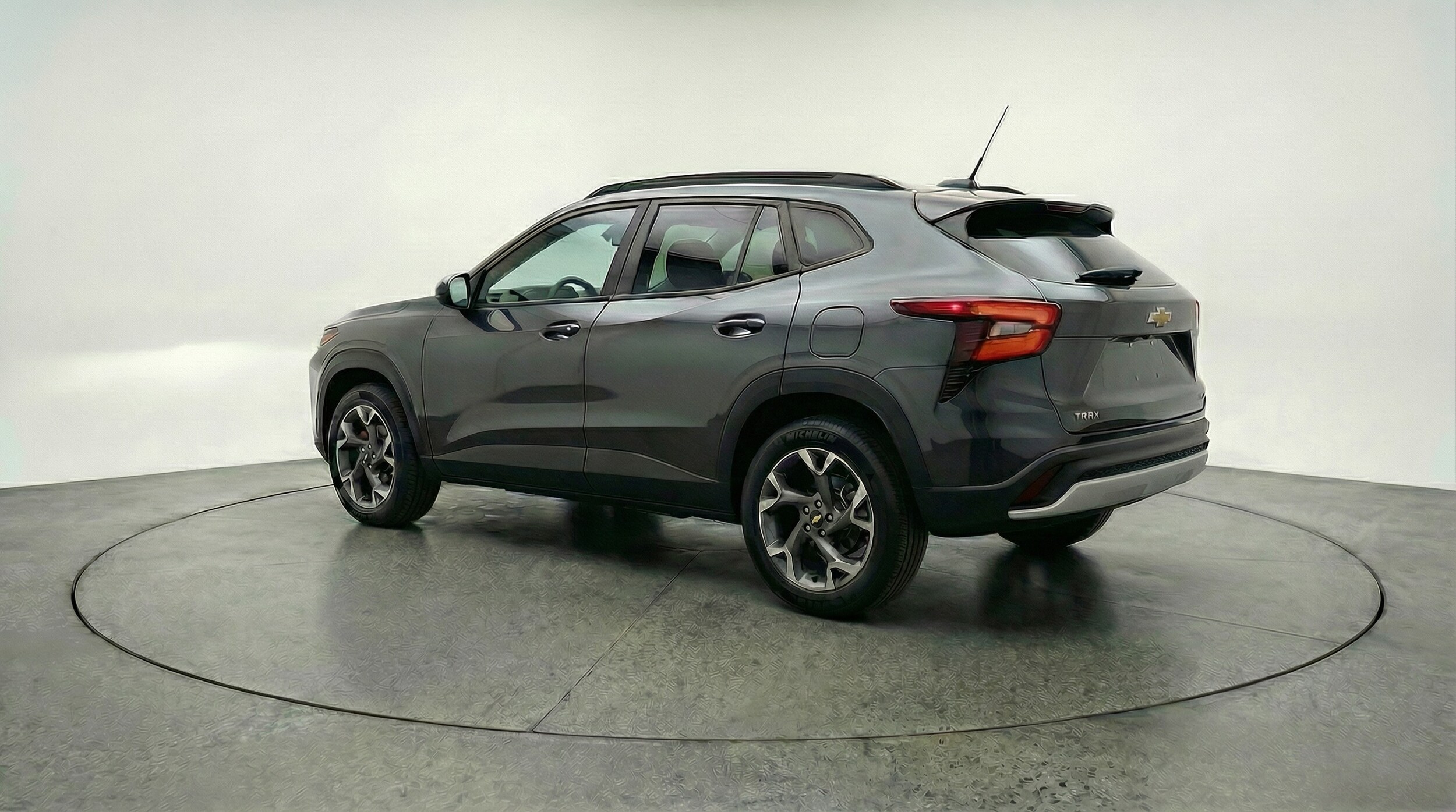 Thumbnail: 2025 Chevrolet Trax - 5