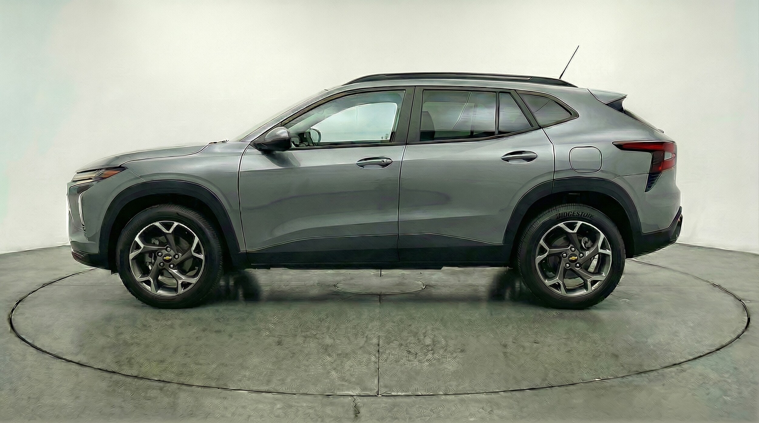 Thumbnail: 2025 Chevrolet Trax - 4