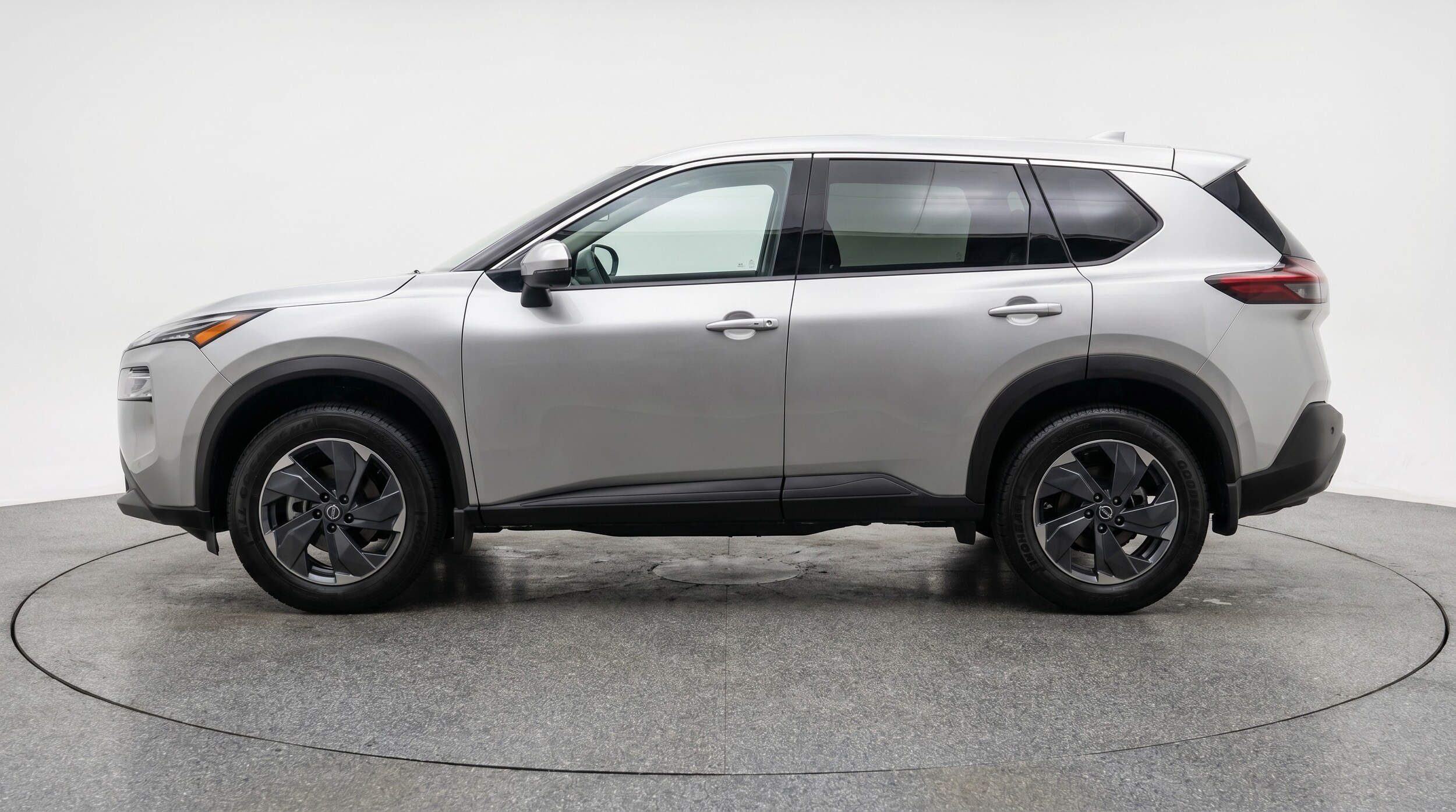 Thumbnail: 2025 Nissan Rogue - 4