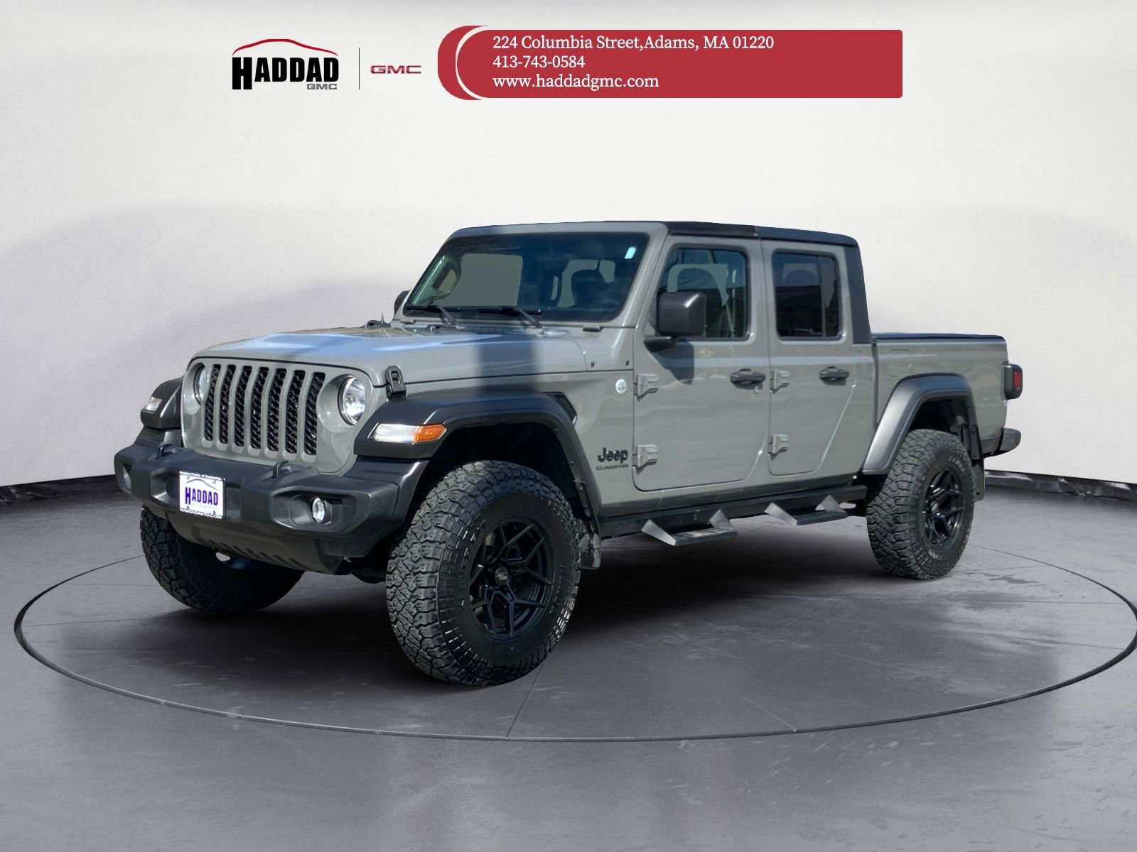 2020 Jeep Gladiator Sport S's photo
