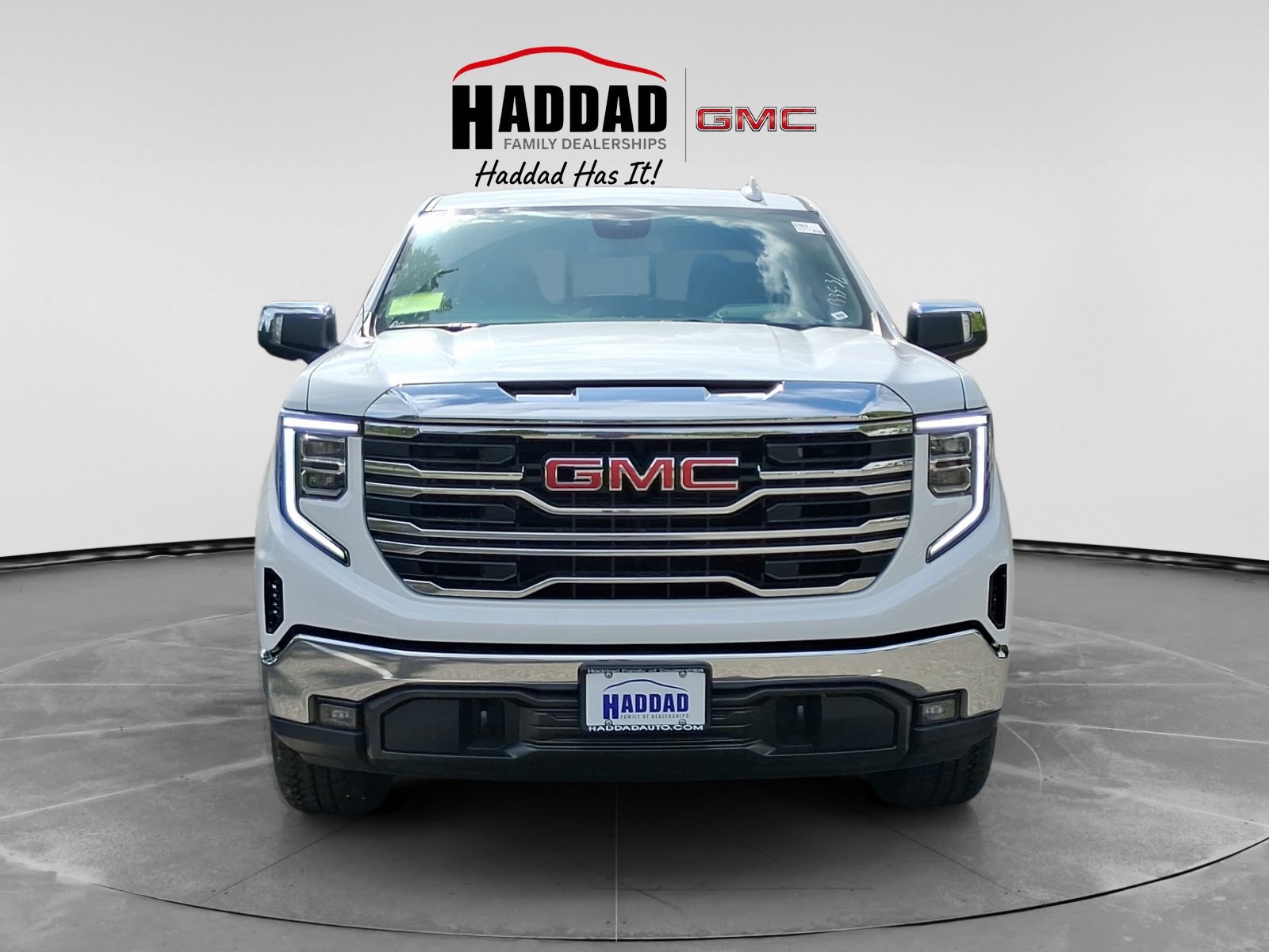 2026 GMC Sierra 1500 SLT - Photo 6