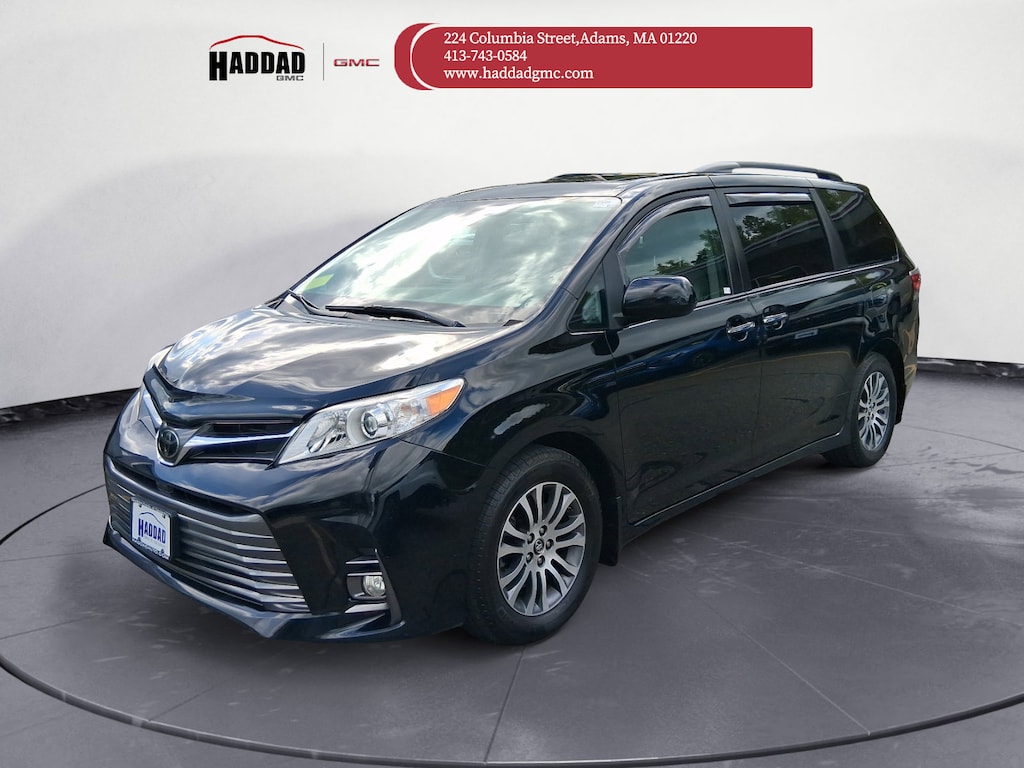 Used 2020 Toyota Sienna XLE Minivan