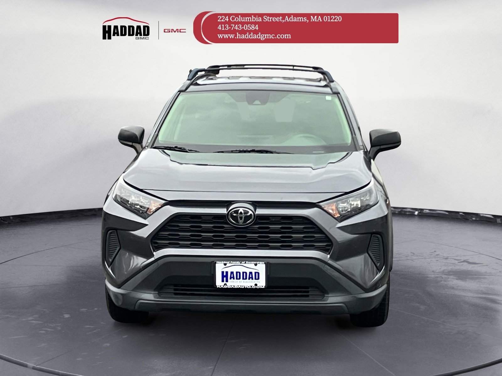 2020 Toyota RAV4 LE photo 2