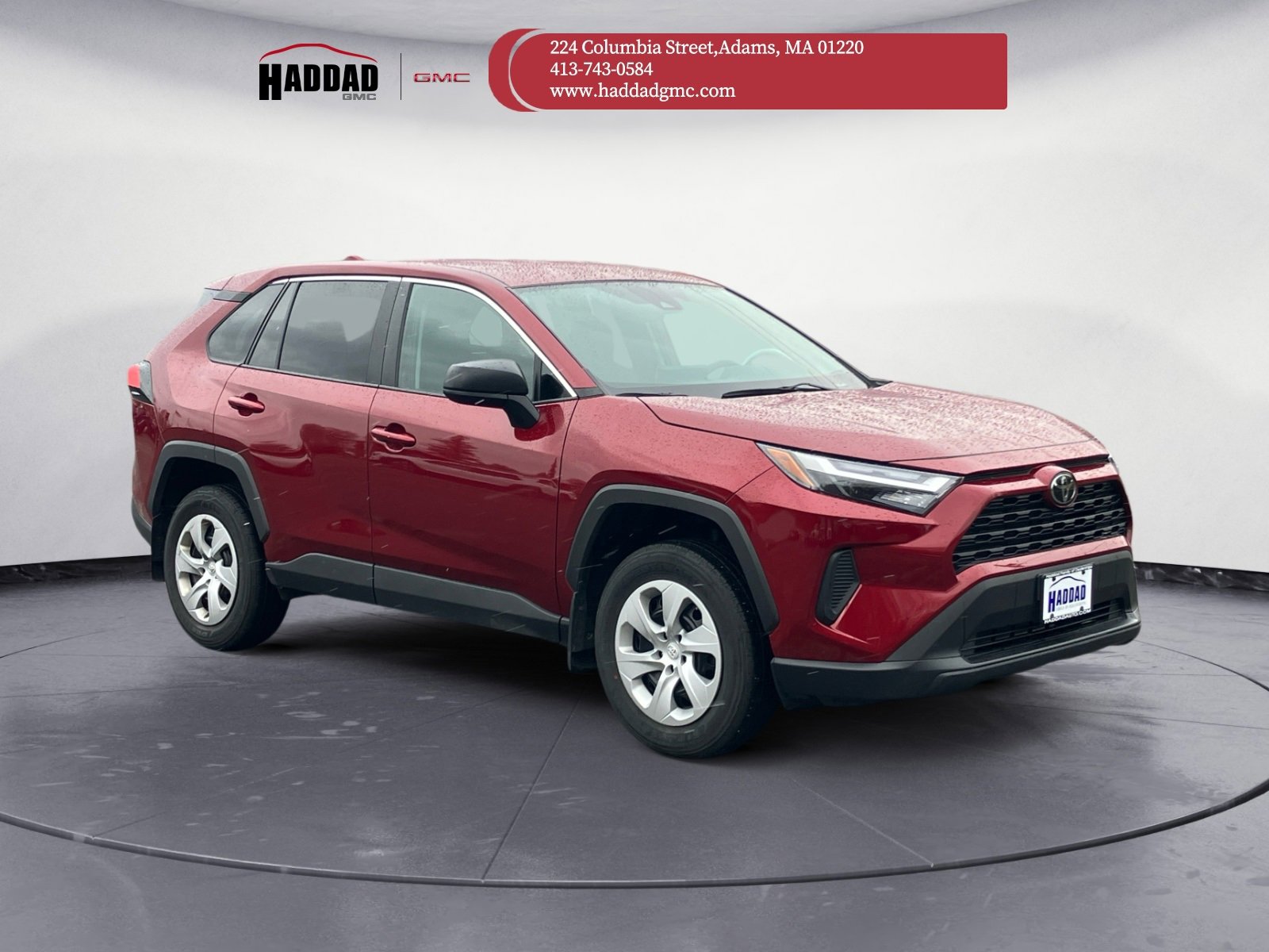 2024 Toyota RAV4 LE photo 2