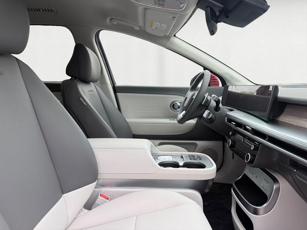 2026 Hyundai IONIQ 9 SEL - Photo 16