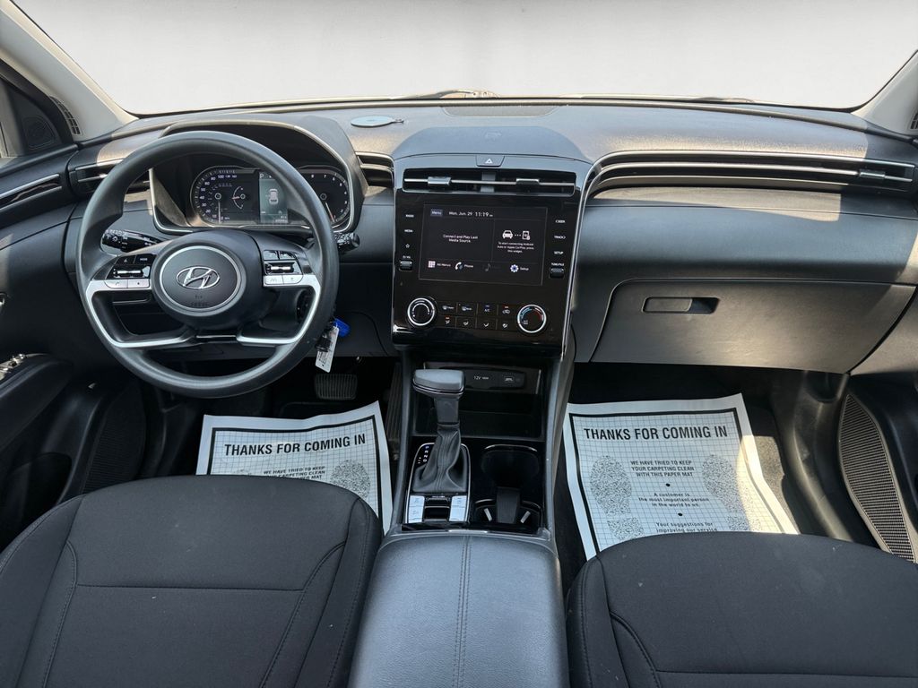 2024 Hyundai Tucson SE - Photo 11