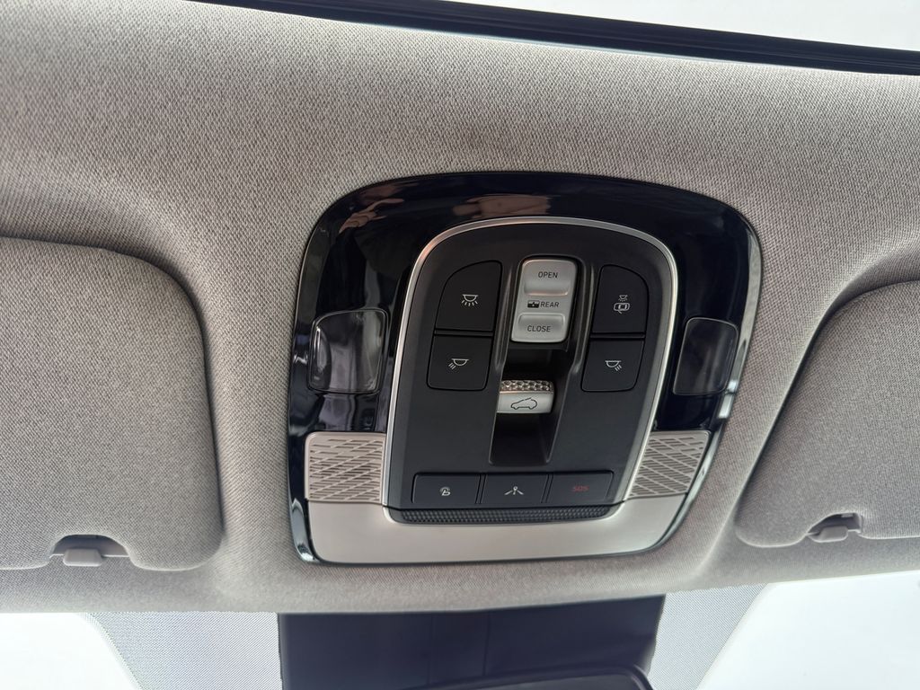 2021 Hyundai Palisade Limited - Photo 24